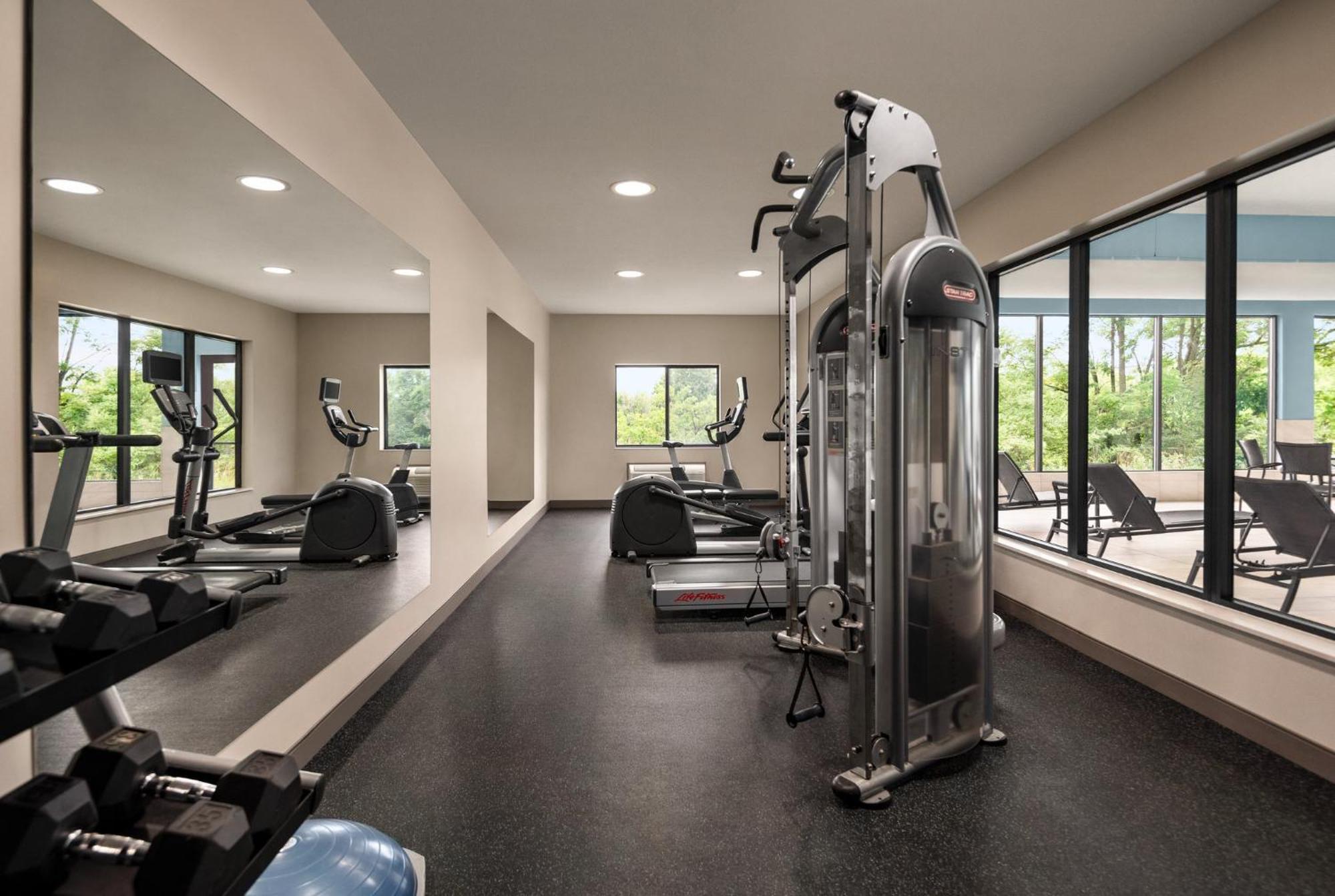 Holiday Inn Express Morgantown By Ihg Ngoại thất bức ảnh