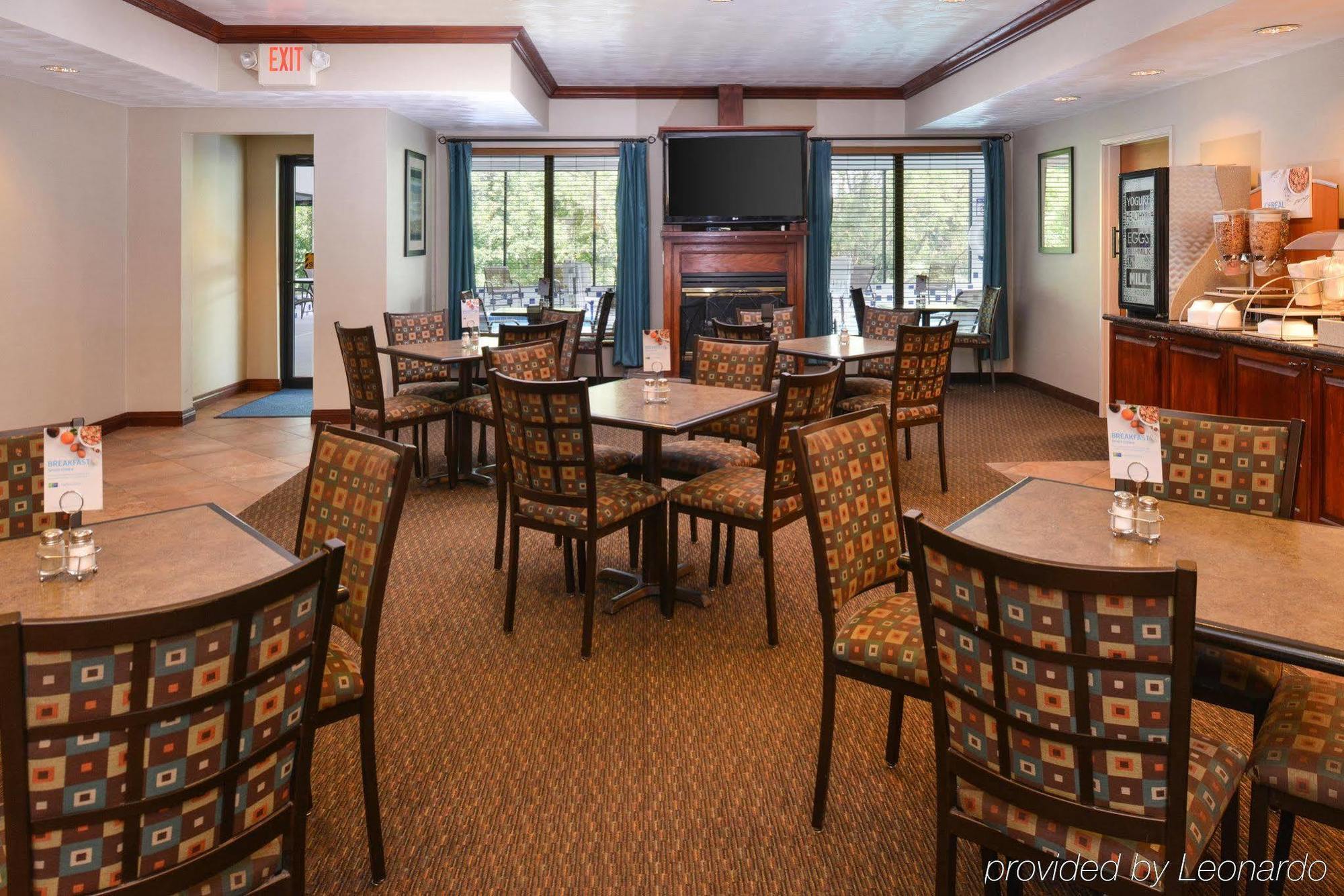 Holiday Inn Express Morgantown By Ihg Ngoại thất bức ảnh